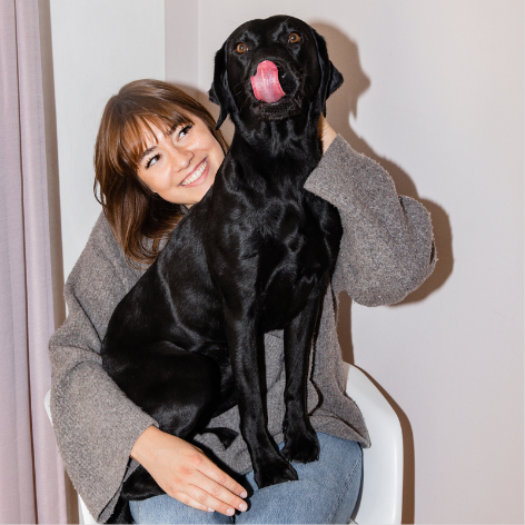 HEY HOLY Ravishing Retriever